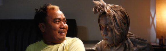 Kemunculan Hantu Pocong Paling Dikenang dalam Film | Penghuni Gerbong Tiga